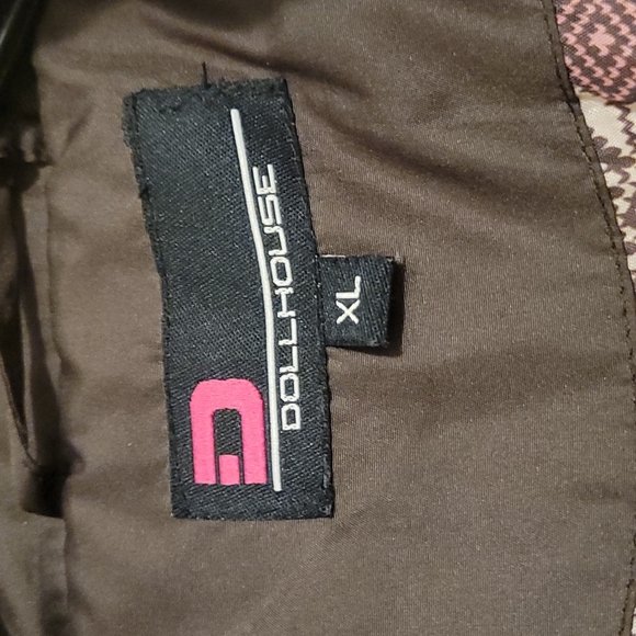 Winter Hooded Jacket!!! 🥶🥶 - Picture 4 of 5